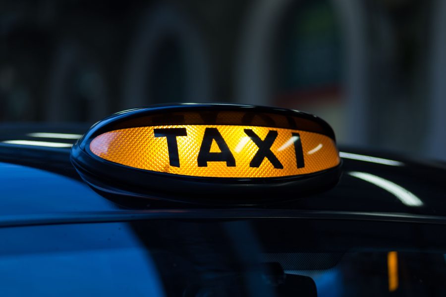 Taxi Service Plus Tips for Traveling Around Safely